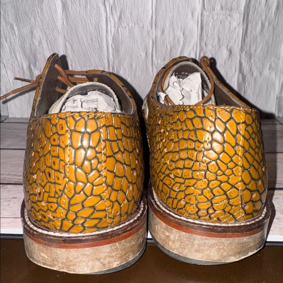 Stacy Adams Trazino Mustard Multi Crocodile-Lizard Print Leather Wingtip Oxford main image 8